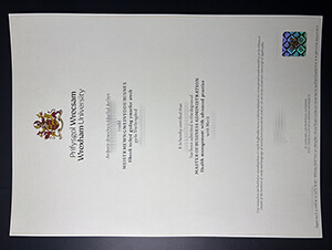 Prifysgol Wrecsam Wrexham University diploma